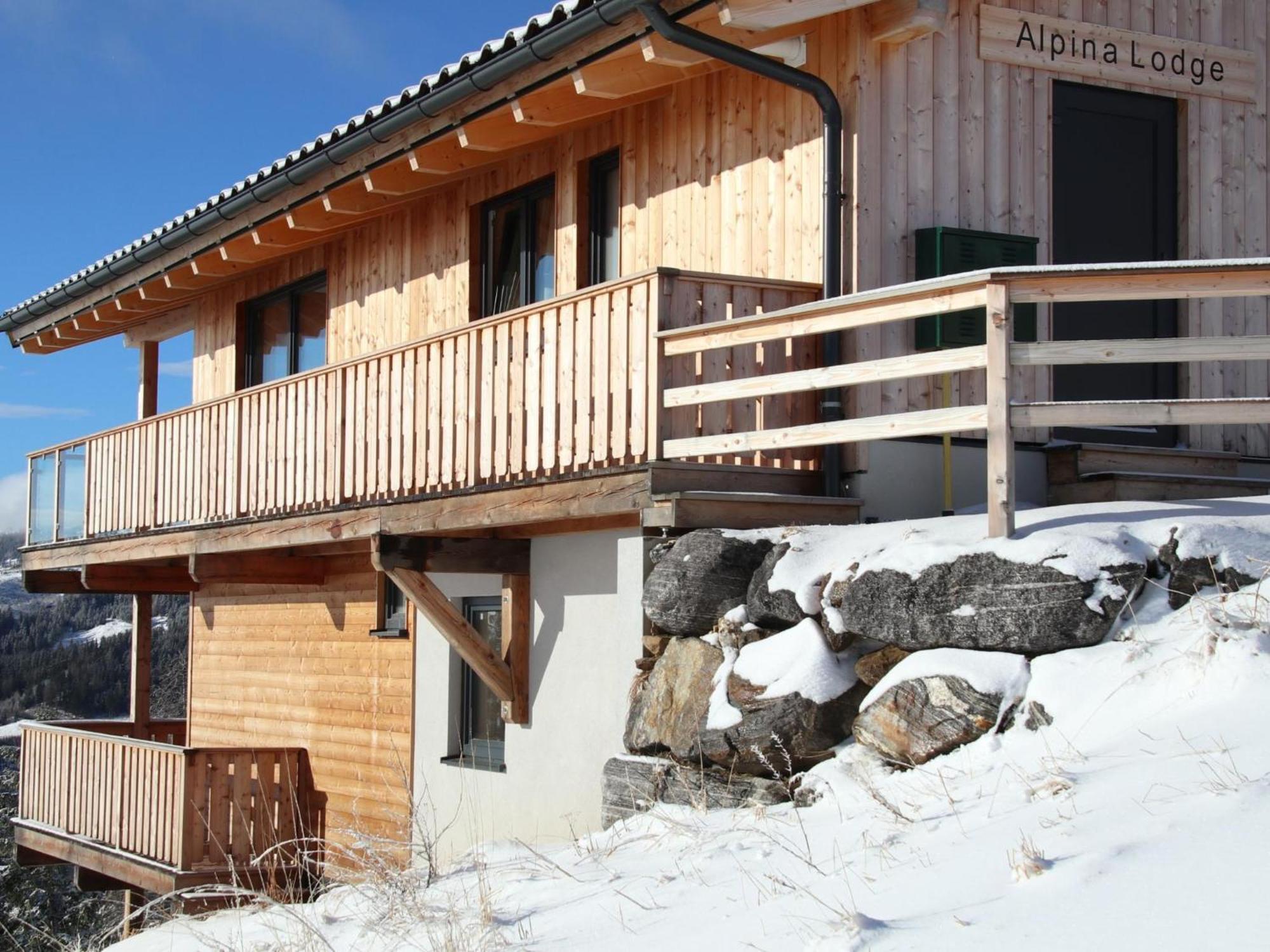 Alpina Lodge Bad Sankt Leonhard im Lavanttal Exterior photo